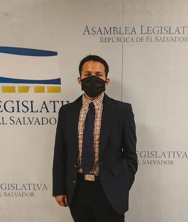 Martín Velasco en Asamblea Legislativa